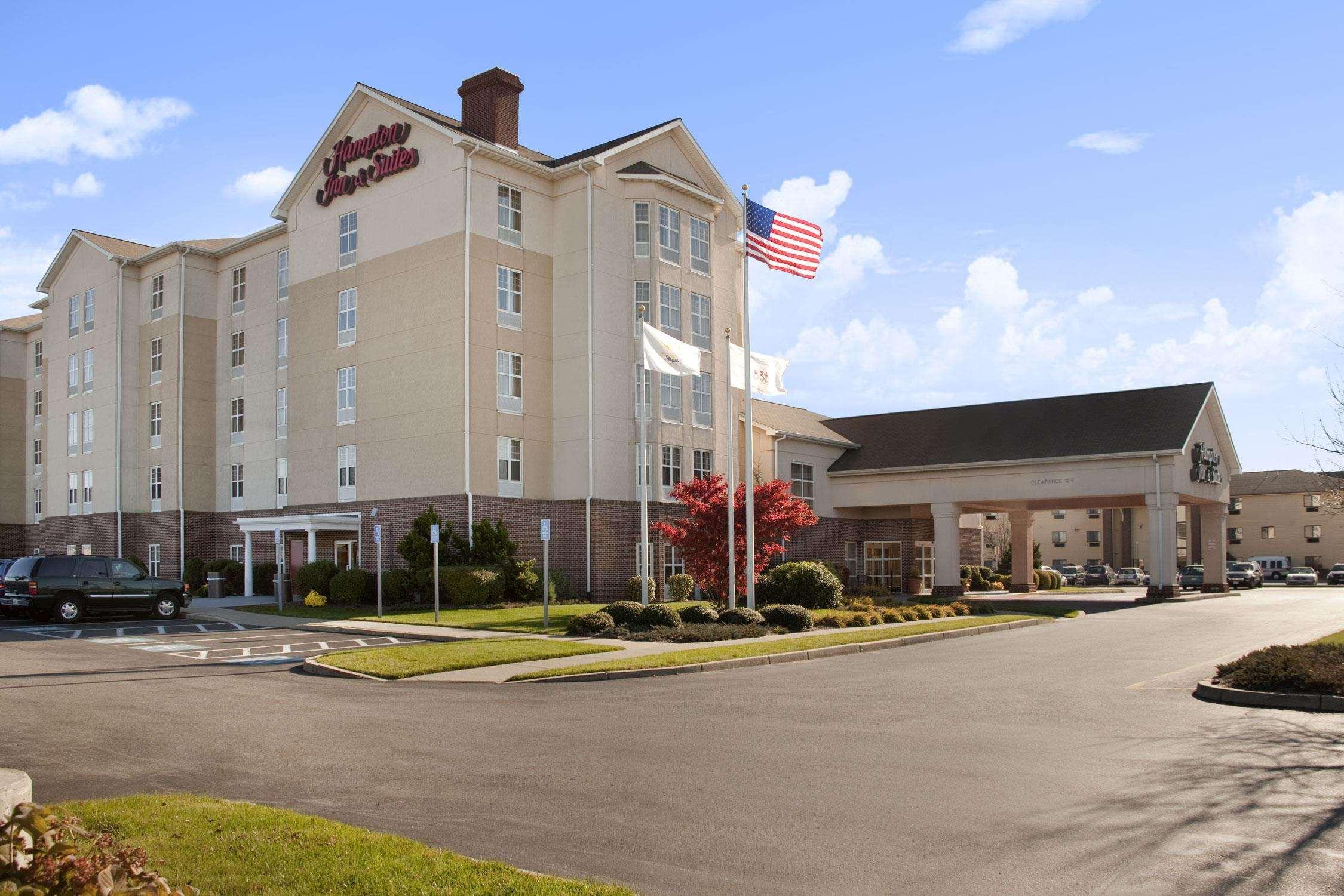 Hampton Inn & Suites Providence-Warwick Airport Kültér fotó