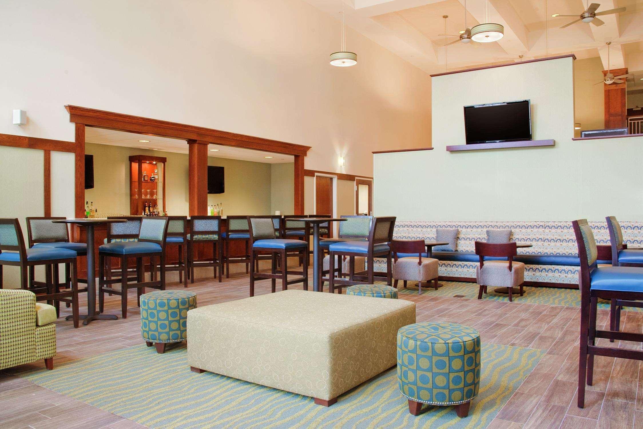 Hampton Inn & Suites Providence-Warwick Airport Kültér fotó