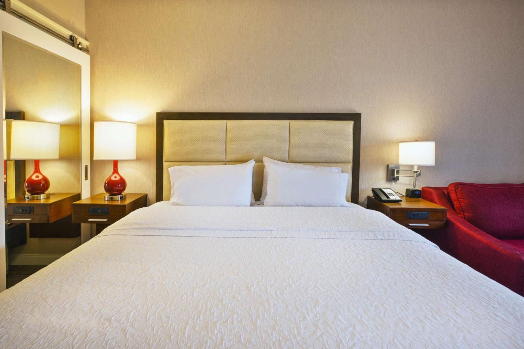 Hampton Inn & Suites Providence-Warwick Airport Kültér fotó